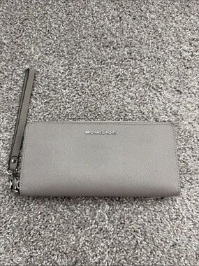 MICHAEL KORS Grey Saffiano Leather Wristlet Wallet